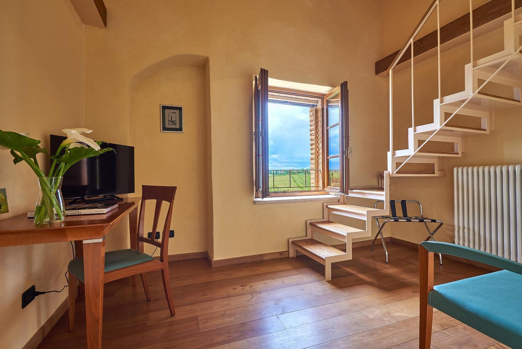 La Gazzara Castell'In Villa คาสเตลนูโอโว เบราร์เดนกา ภายนอก รูปภาพ