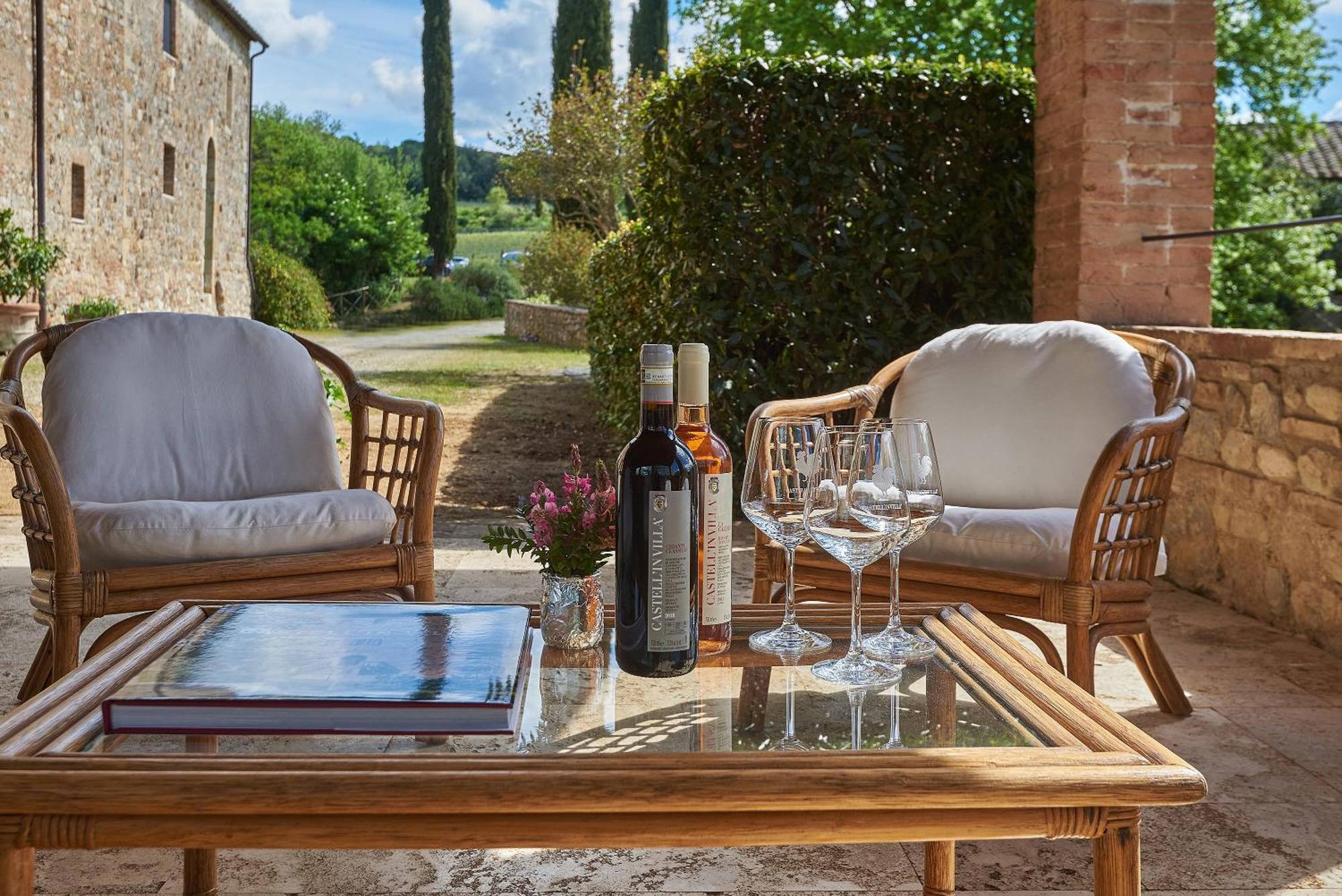 La Gazzara Castell'In Villa คาสเตลนูโอโว เบราร์เดนกา ภายนอก รูปภาพ