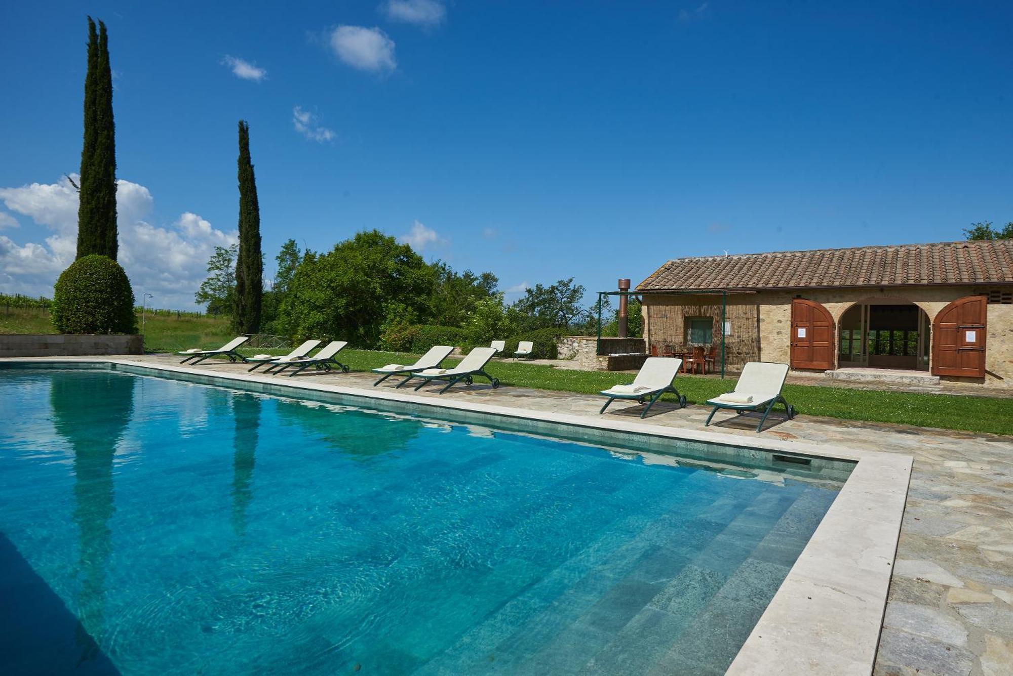 La Gazzara Castell'In Villa คาสเตลนูโอโว เบราร์เดนกา ภายนอก รูปภาพ