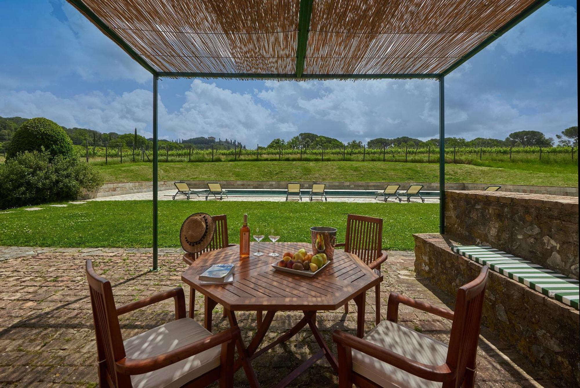 La Gazzara Castell'In Villa คาสเตลนูโอโว เบราร์เดนกา ภายนอก รูปภาพ